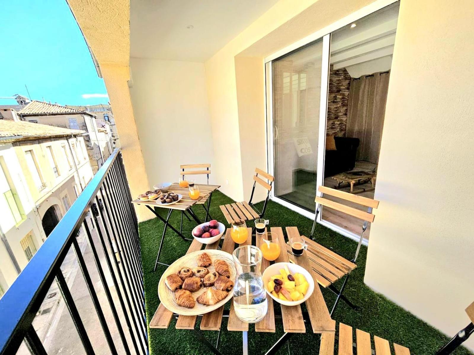 L'Escapade Forestiere - Coeur De Ville Avec Terrasse نيم المظهر الخارجي الصورة
